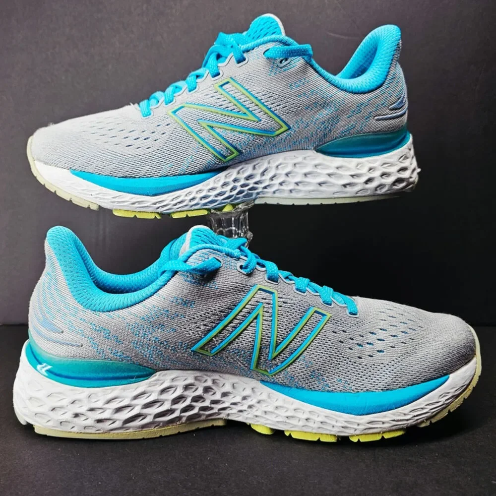 New Balance Women 9.5